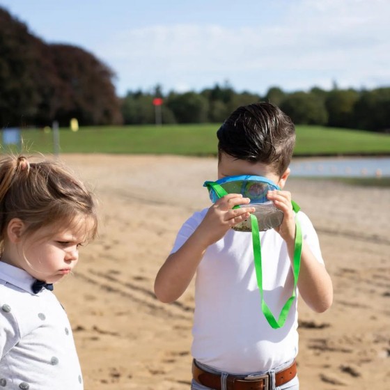 Boîte loupe d'observation avec bandoulière