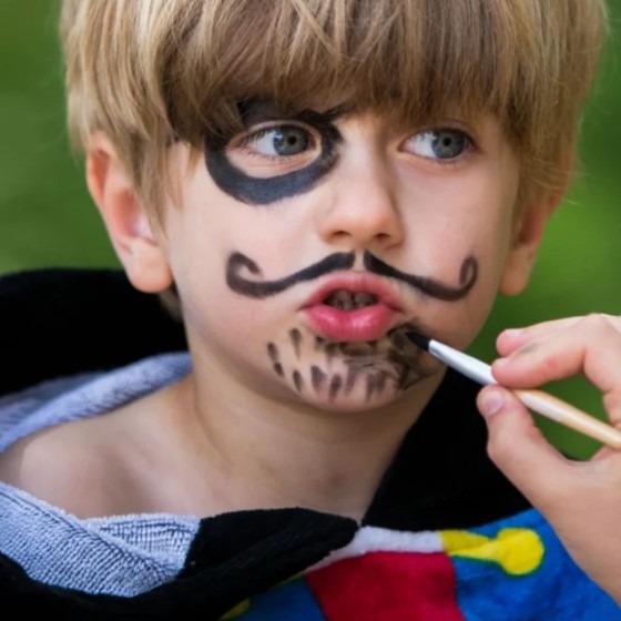 Fard de maquillage enfant à l'eau - Noir